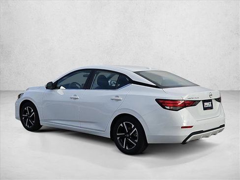 Used 2025 Nissan Sentra SV FWD image 9