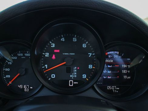 Used 2015 Porsche Boxster image 23