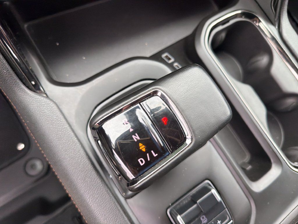 Certified 2023 GMC Sierra 1500 AT4 AWD/4WD image 23