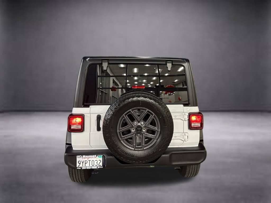 Used 2026 Jeep Wrangler Unlimited Sport AWD/4WD image 7