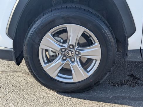 Used 2024 Toyota RAV4 XLE image 13