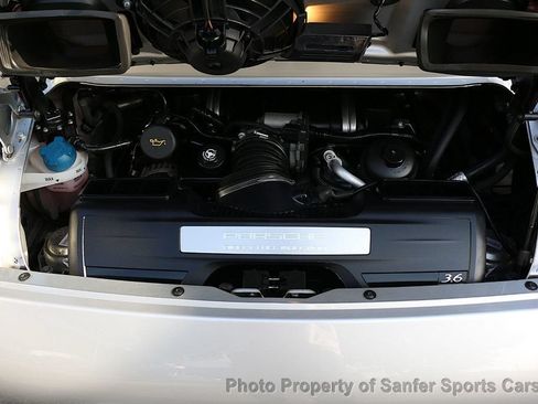 Used 2009 Porsche 911 Carrera RWD image 15