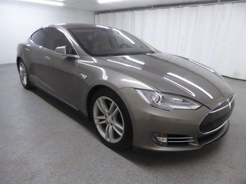 Used 2015 Tesla Model S 85D AWD/4WD image 1