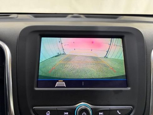Used 2021 Chevrolet Equinox LT FWD image 36