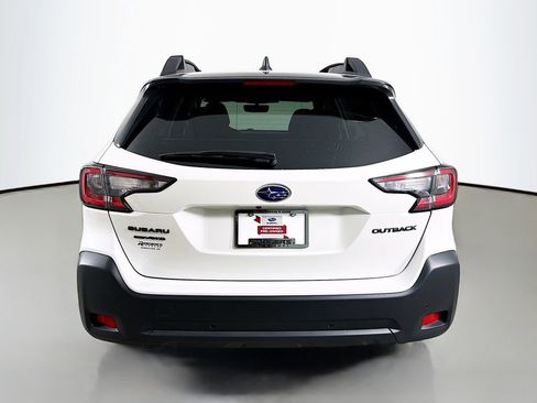 Used 2025 Subaru Outback Onyx Edition AWD/4WD image 7