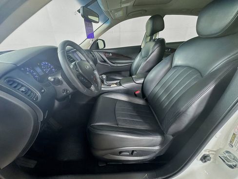 Used 2017 INFINITI QX50 2WD w/ Premium Plus Package image 24