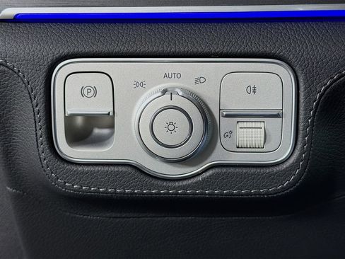 New 2026 Mercedes-Benz GLS 580 4MATIC image 11