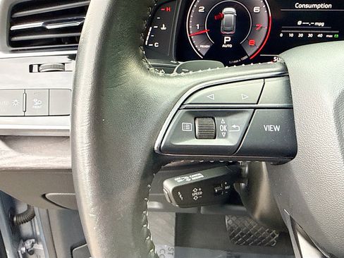 Used 2019 Audi Q8 Premium Plus image 36