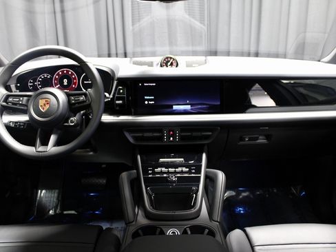 New 2026 Porsche Cayenne Coupe image 24