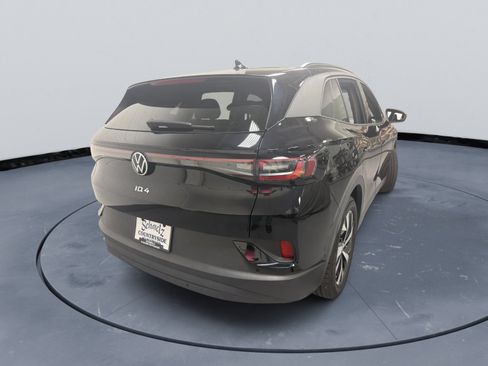 Certified 2024 Volkswagen ID.4 2WD image 11