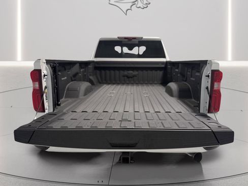 Used 2025 Chevrolet Silverado 3500 High Country w/ High Country Premium Package AWD/4WD image 76