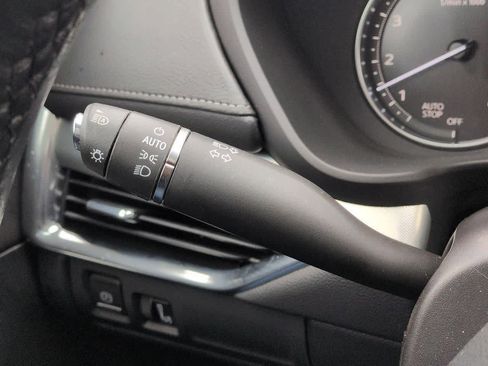 Used 2023 Cadillac XT4 Premium Luxury w/ Cold Weather Package image 27