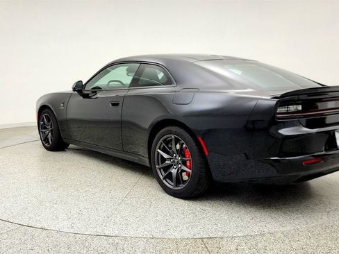 Used 2024 Dodge Charger Daytona Scat Pack w/ Plus Group AWD/4WD image 7