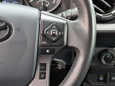 Used 2020 Toyota Tacoma TRD Pro image 10