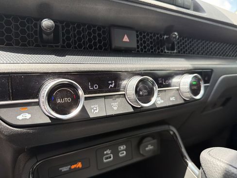 Certified 2024 Honda CR-V EX image 34