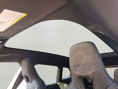 Used 2025 BMW iX xDrive50 image 15