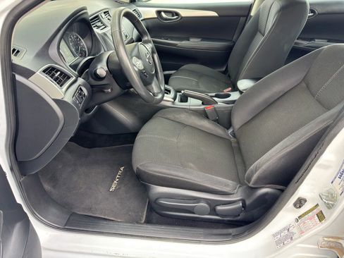Used 2018 Nissan Sentra S image 3