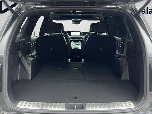 Used 2021 Hyundai Palisade Calligraphy w/ Cargo Package FWD image 9