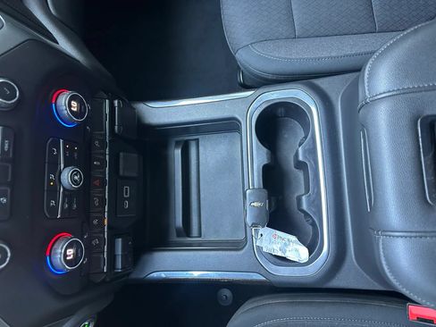 Used 2019 Chevrolet Silverado 1500 RST AWD/4WD image 40