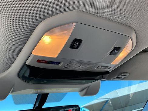 Used 2022 Subaru Ascent Premium w/ Convenience Package image 33