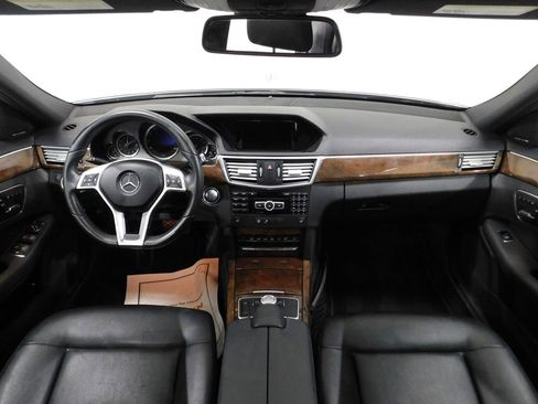 Used 2013 Mercedes-Benz E 350 4MATIC Sedan image 43