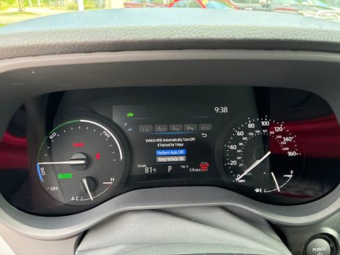 New 2026 Toyota Sienna XLE FWD image 46