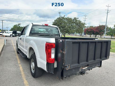 Used 2017 Ford F250 XL w/ Power Equipment Group RWD image 6