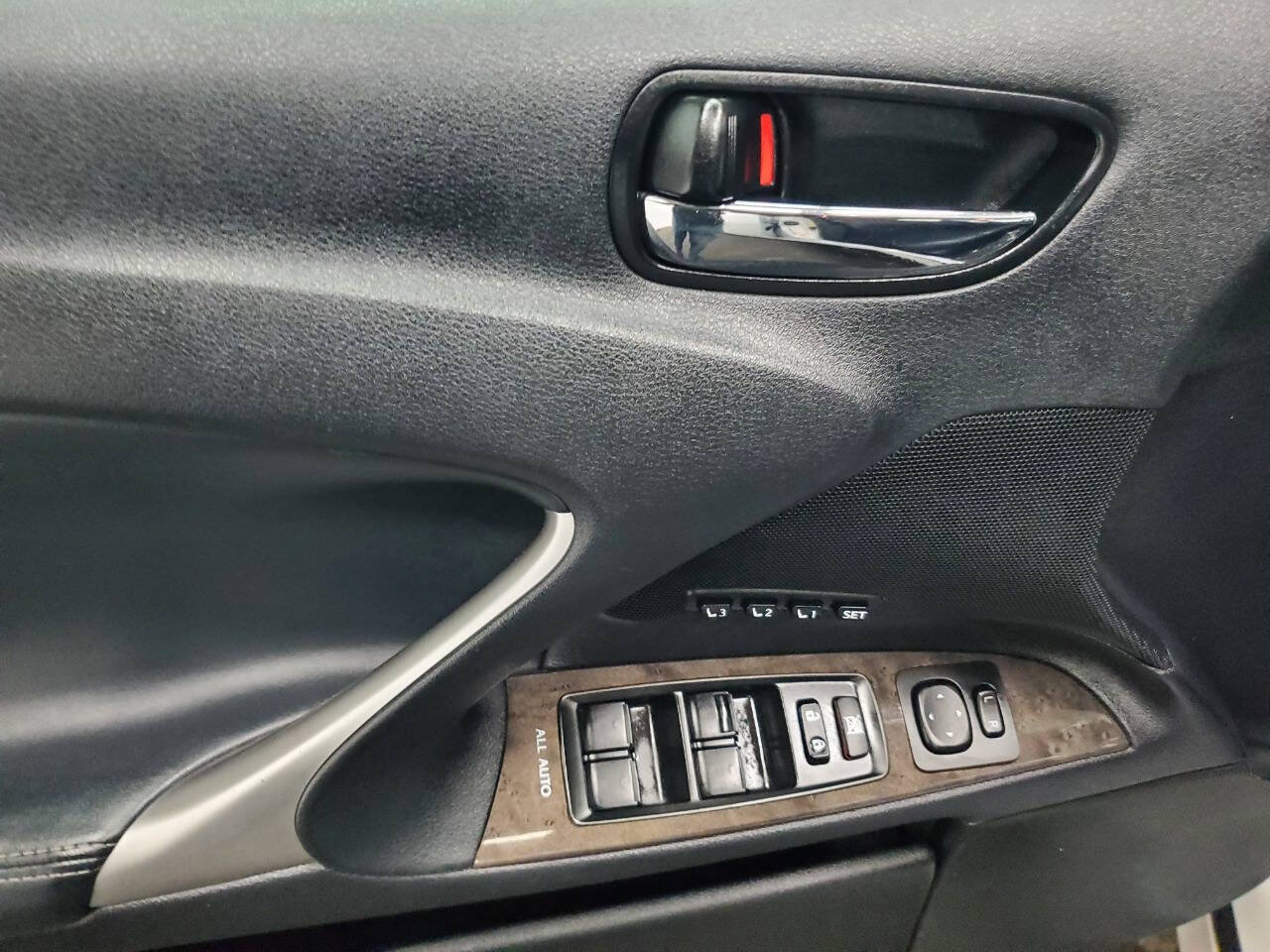 Used 2011 Lexus IS 250 AWD w/ Luxury Plus Value Edition image 10