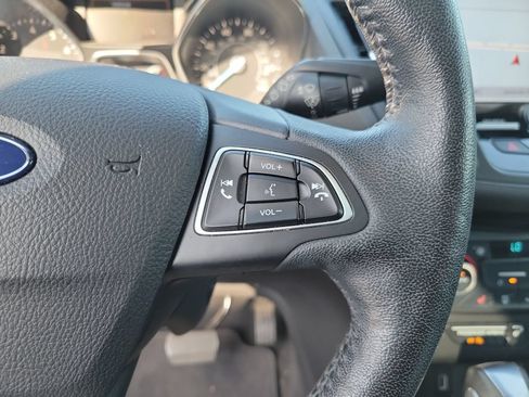 Used 2019 Ford Escape Titanium AWD/4WD image 30