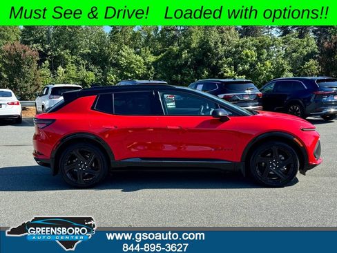 Used 2024 Chevrolet Equinox EV RS FWD image 8