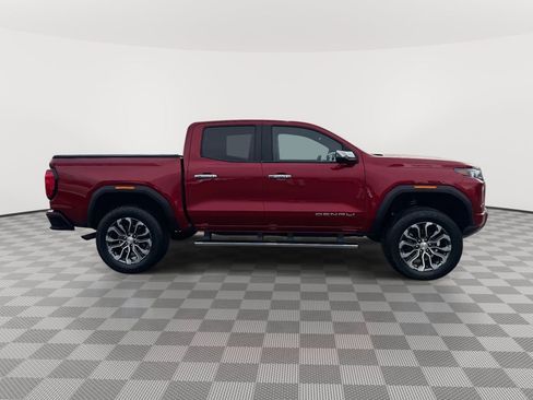Used 2023 GMC Canyon Denali image 3