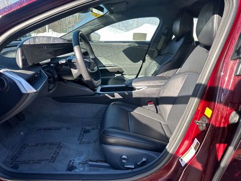 Used 2024 Lucid Air Pure image 25