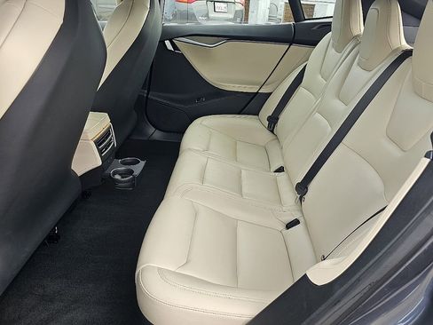 Used 2020 Tesla Model S Long Range AWD/4WD image 23