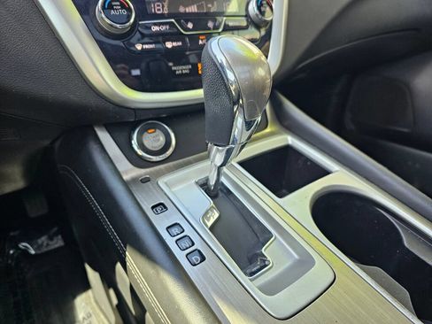 Used 2018 Nissan Murano SV AWD/4WD image 31