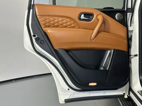 Used 2021 INFINITI QX80 Sensory w/ Cargo Package image 18