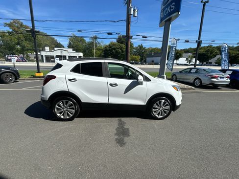 Used 2019 Buick Encore Preferred AWD/4WD image 4