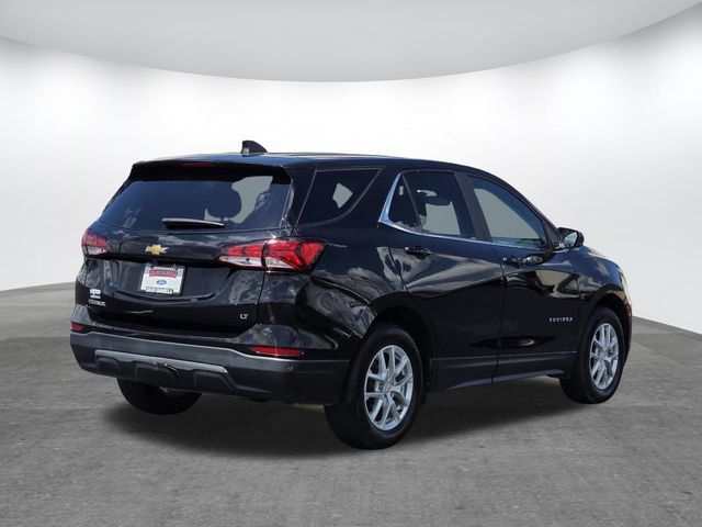 Used 2024 Chevrolet Equinox LT FWD image 4
