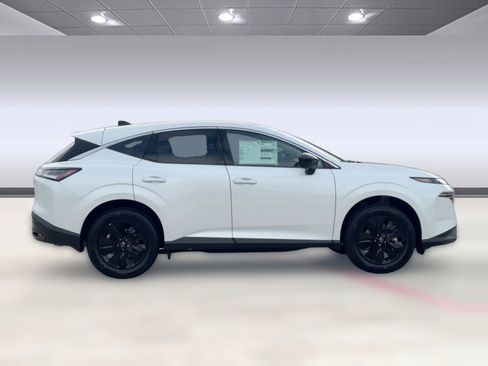 New 2026 Nissan Murano SV image 8