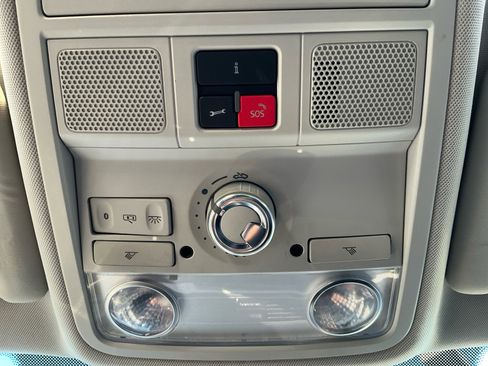 Used 2018 Volkswagen Passat 2.0T SE image 30