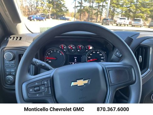 New 2026 Chevrolet Silverado 2500 Custom w/ Custom Value Package AWD/4WD image 11