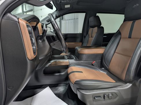 Used 2019 Chevrolet Silverado 1500 High Country image 10