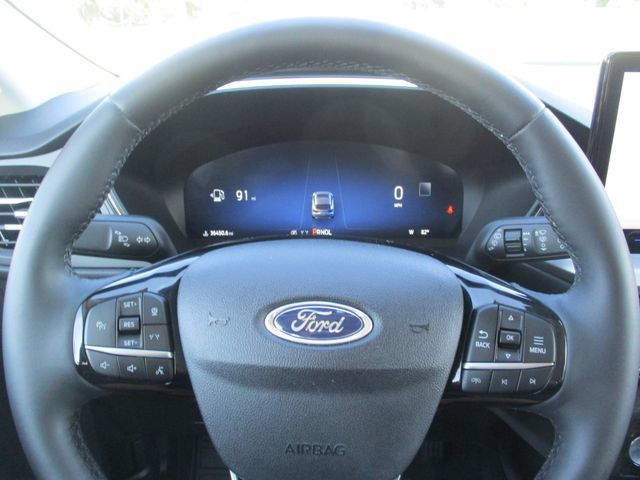 Certified 2023 Ford Escape Platinum w/ Premium Technology Package AWD/4WD image 21