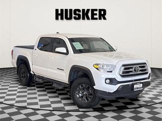 Used 2021 Toyota Tacoma SR5 video 1