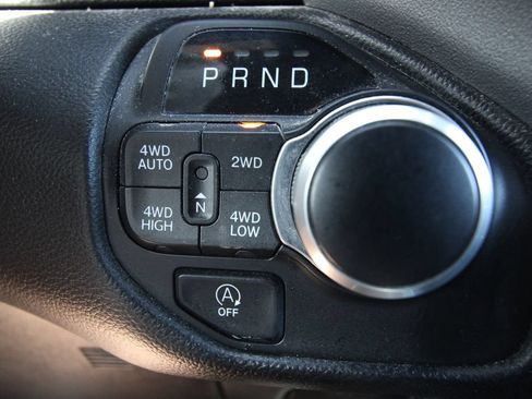 Used 2024 RAM 1500 Big Horn AWD/4WD image 26