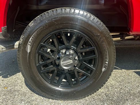 Used 2019 Ford F250 Lariat image 15