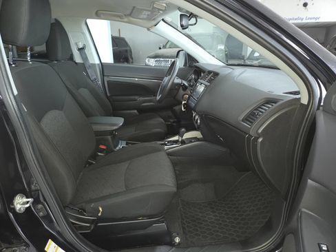 Used 2023 Mitsubishi Outlander Sport AWD image 27