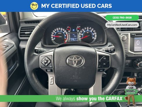 Used 2017 Toyota 4Runner SR5 image 17