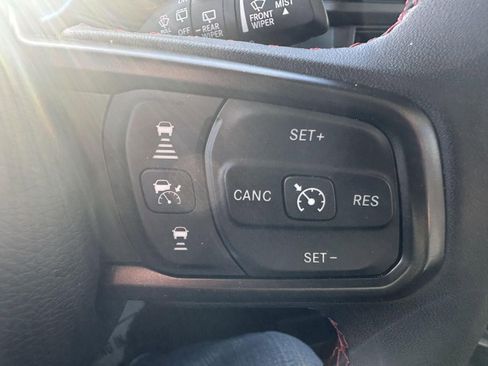 Used 2024 Jeep Wrangler Rubicon image 20