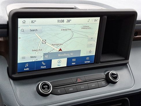 Used 2023 Ford Maverick Lariat w/ Lariat Luxury Package image 18