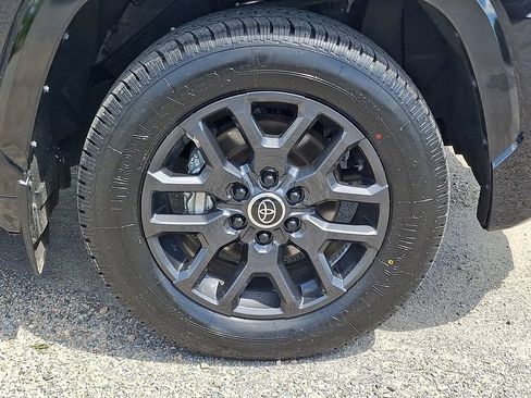 Used 2024 Toyota Sequoia Platinum AWD/4WD image 11